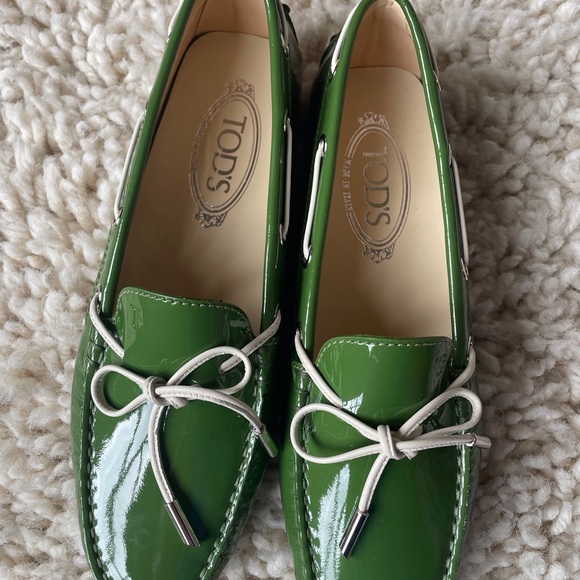 TOD’S Patent Driver Moccasin - Picture 1 of 4